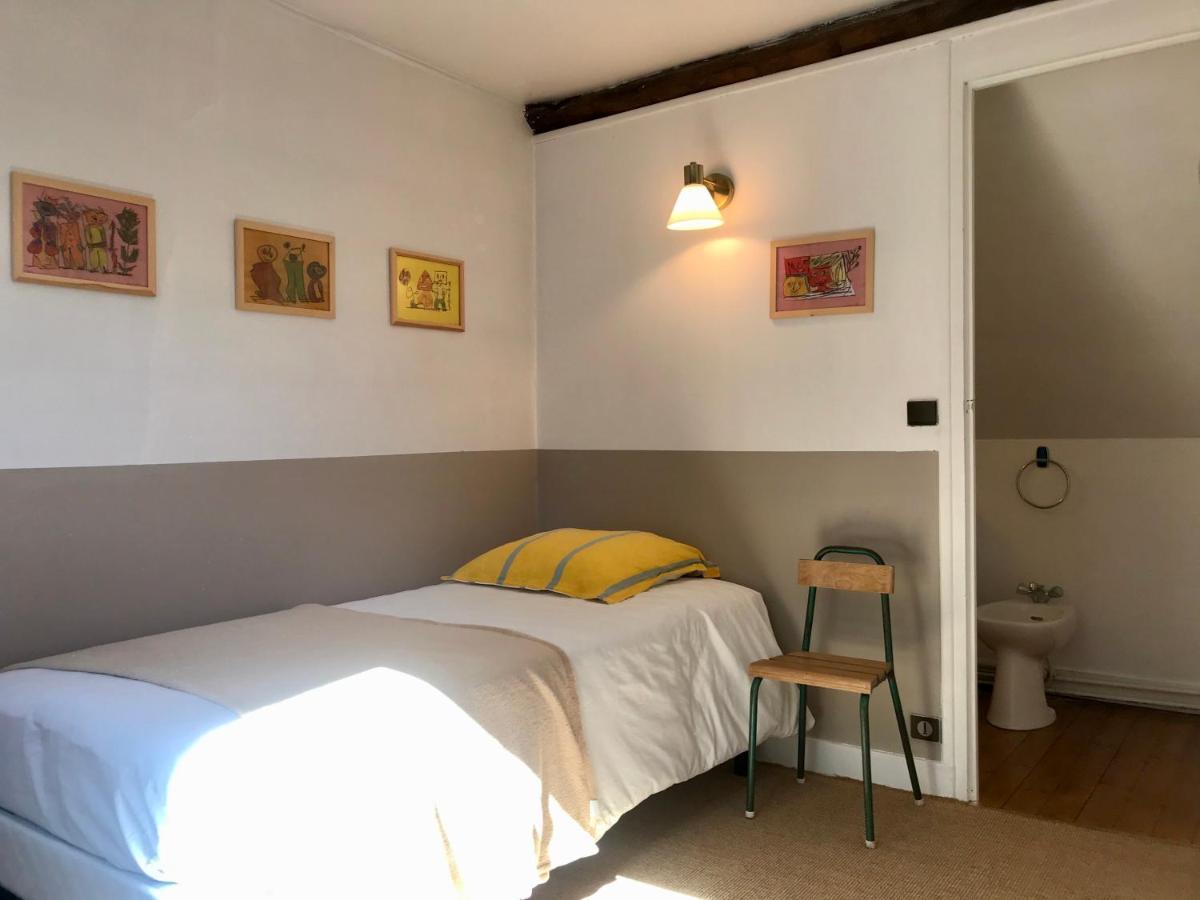 Gite De Mauxe Acquigny Экстерьер фото
